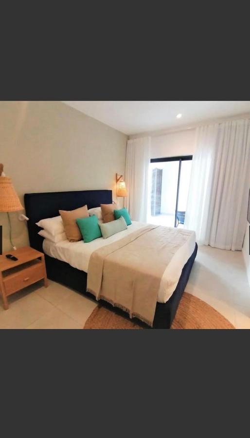 Eastern Blue Beachfront Luxury Apartment Poste Lafayette Exterior photo
